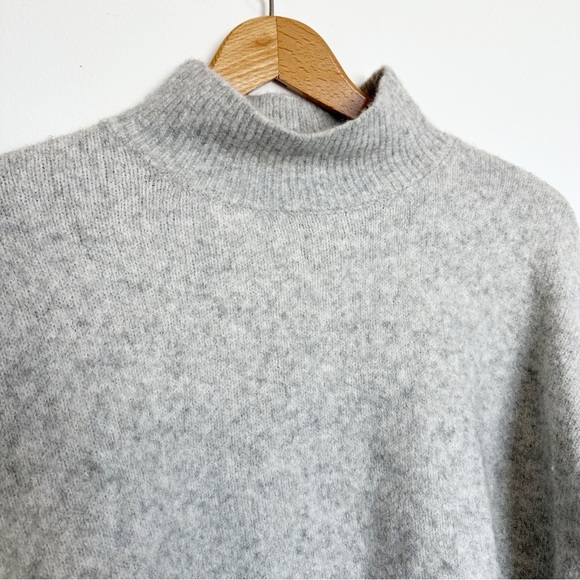 Princess Polly Wool Blend Jens Turtleneck Cropped Sweater Gray Small Medium - Picture 4 of 10